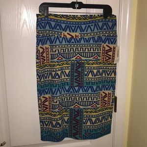 NWT LuLaRoe Aztec print Cassie